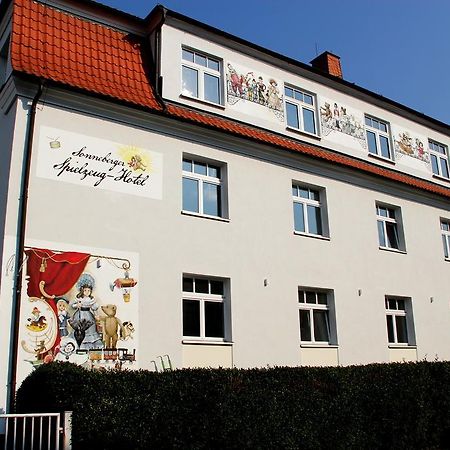 Spielzeughotel ゾンネベルク エクステリア 写真