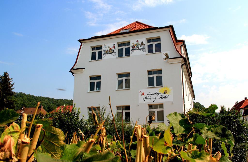Spielzeughotel ゾンネベルク エクステリア 写真
